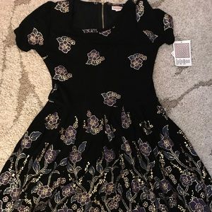 Medium elegant Amelia